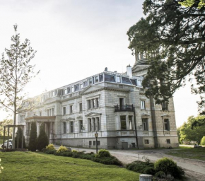 Schloss Kaarz mit Park, Weitendorf